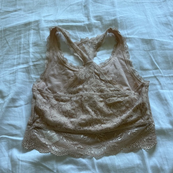 Aeropostale pink lace crop top - Picture 2 of 3